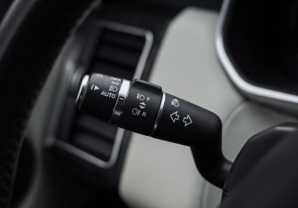 Подержанный автомобиль Land Rover Range Rover Sport 2018 года (25 фото)