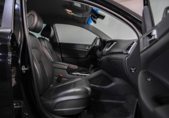 Подержанный автомобиль Hyundai Tucson 2017 года (27 фото)