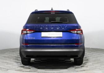 Подержанный автомобиль Skoda Kodiaq 2021 года (6 фото)