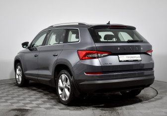 Подержанный автомобиль Skoda Kodiaq 2019 года (7 фото)