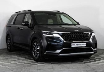 Подержанный автомобиль Kia Carnival 2020 года (4 фото)