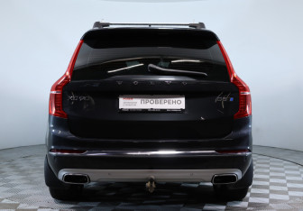 Подержанный автомобиль Volvo XC90 2021 года (6 фото)