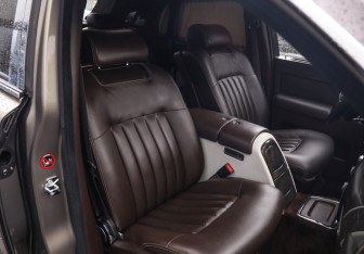Подержанный автомобиль Rolls-Royce Phantom Sedan 2008 года (31 фото)
