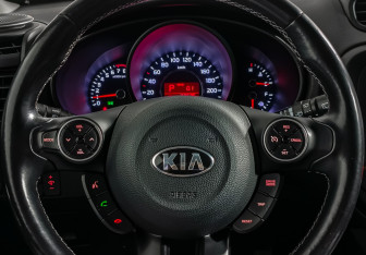 Подержанный автомобиль Kia Soul 2018 года (16 фото)