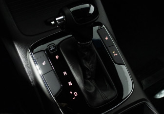 Подержанный автомобиль Kia Cerato Sedan 2018 года (19 фото)