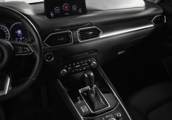 Подержанный автомобиль Mazda CX-5 2021 года (20 фото)