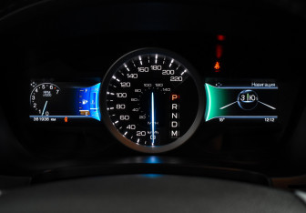 Подержанный автомобиль Ford Explorer 2013 года (17 фото)