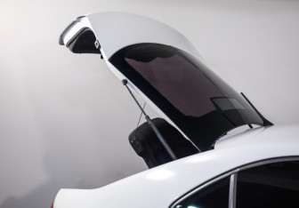 Подержанный автомобиль Skoda Rapid Liftback 2014 года (23 фото)