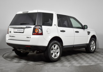 Подержанный автомобиль Land Rover Freelander 2013 года (5 фото)