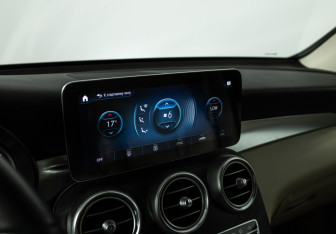 Подержанный автомобиль Mercedes-Benz GLC Coupe 2021 года (18 фото)
