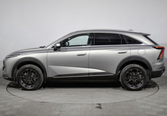 Подержанный автомобиль Haval F7 2024 года (8 фото)