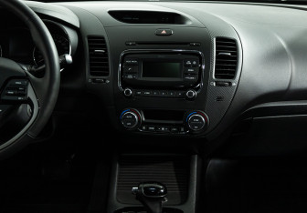 Подержанный автомобиль Kia Cerato Sedan 2018 года (14 фото)