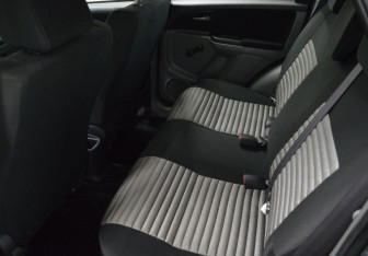 Подержанный автомобиль Suzuki SX4 Hatchback 2012 года (11 фото)