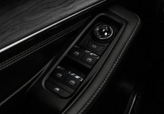 Подержанный автомобиль Exeed LX 2022 года (19 фото)