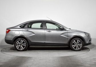 Подержанный автомобиль LADA (ВАЗ) Vesta Sedan 2020 года (4 фото)