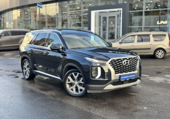Подержанный автомобиль Hyundai Palisade 2022 года (3 фото)