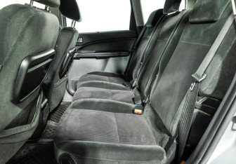 Подержанный автомобиль Ford C-MAX 2004 года (10 фото)