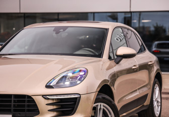 Подержанный автомобиль Porsche Macan 2018 года (2 фото)