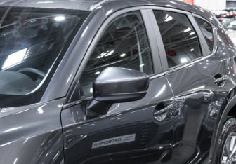 Подержанный автомобиль Mazda CX-5 2025 года (3 фото)