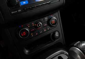 Подержанный автомобиль Nissan Qashqai 2012 года (17 фото)