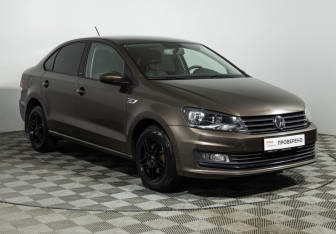 Подержанный автомобиль Volkswagen Polo Sedan 2016 года (3 фото)