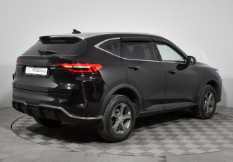 Подержанный автомобиль Haval F7 2023 года (5 фото)