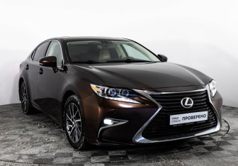 Подержанный автомобиль Lexus ES 2016 года (4 фото)