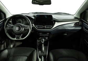 Подержанный автомобиль Suzuki Baleno Hatchback 2023 года (13 фото)