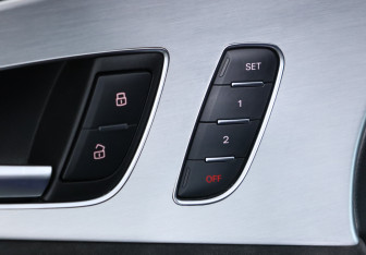 Подержанный автомобиль Audi A7 2016 года (17 фото)