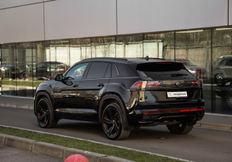 Подержанный автомобиль Volkswagen Teramont 2024 года (9 фото)