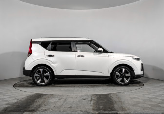 Подержанный автомобиль Kia Soul 2019 года (4 фото)