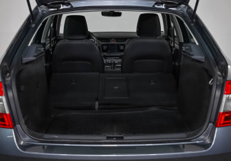 Подержанный автомобиль Skoda Octavia Liftback 2016 года (29 фото)