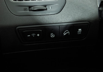 Подержанный автомобиль Hyundai ix35 2014 года (18 фото)