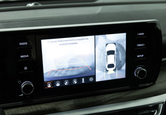 Подержанный автомобиль Kia K5 2020 года (17 фото)