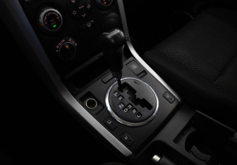 Подержанный автомобиль Suzuki Grand Vitara 2007 года (12 фото)