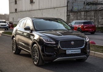 Подержанный автомобиль Jaguar E-Pace 2019 года (4 фото)