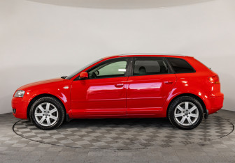 Подержанный автомобиль Audi A3 Hatchback 2008 года (8 фото)