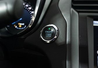 Подержанный автомобиль Ford Mondeo Sedan 2016 года (17 фото)