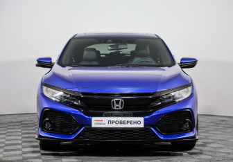 Подержанный автомобиль Honda Civic Hatchback 2017 года (2 фото)