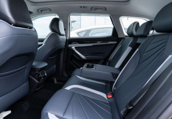 Новый Geely Atlas 2025 (12 фото)