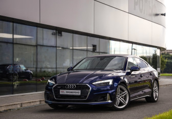 Подержанный автомобиль Audi A5 Liftback 2021 года (1 фото)
