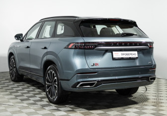 Подержанный автомобиль Jaecoo J8 2024 года (7 фото)