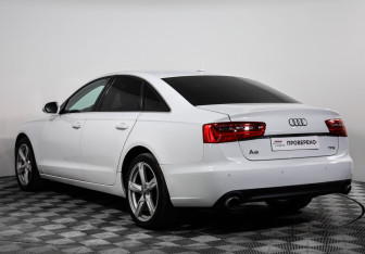 Подержанный автомобиль Audi A6 Sedan 2013 года (7 фото)