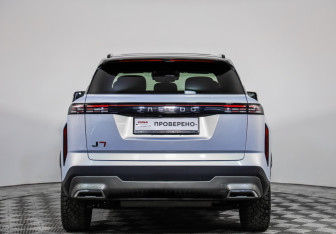 Подержанный автомобиль Jaecoo J7 2023 года (6 фото)