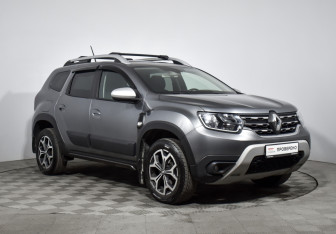 Подержанный автомобиль Renault Duster 2021 года (3 фото)