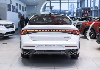 Новый Kia K5 2024 (10 фото)