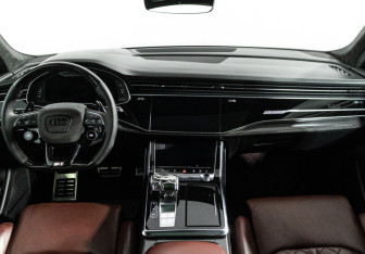 Подержанный автомобиль Audi SQ8 2021 года (13 фото)