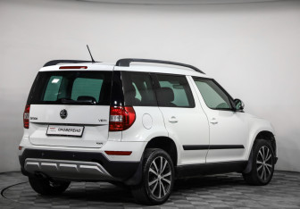 Подержанный автомобиль Skoda Yeti 2016 года (5 фото)