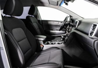 Подержанный автомобиль Kia Sportage 2020 года (20 фото)