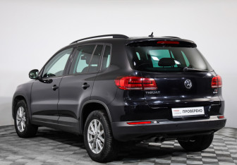 Подержанный автомобиль Volkswagen Tiguan 2016 года (7 фото)